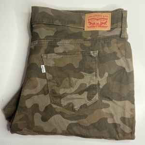 Levi's CAMO PRINT 711 SKINNY ANKLE
WOMEN'S JEANS